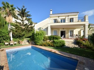 Villa For Sale In La Resina