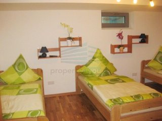 Sehr schone moblierte 3-Schlafzimmer..