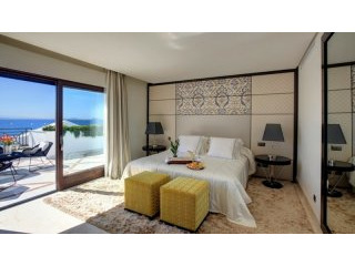 Three Bedroom Poseidon Apartment 1B..