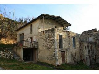 Detached stone property to restore in a..