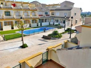 Townhouse in Dolores De Pacheco -..