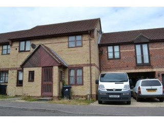 2 bedroom town house for sale
