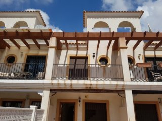 4 Bedrooms - Townhouse - Alicante - For..