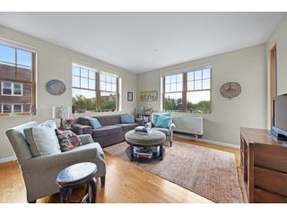 3 Bedrooms - Condo - New York State -..