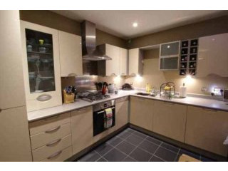 2 bedroom, Flat house for sale