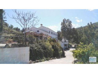 Hotel for sale in SIERRA DE LAS NIEVES..