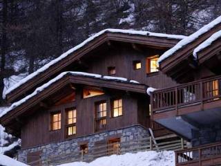 Ideally positioned 5 bed off plan..