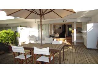APARTMENT WITH POOL CLOSE TO THE BEACH..