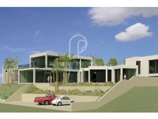 Plot of land with building licence in..