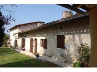 5 bedroom Longere For Sale: 16210..