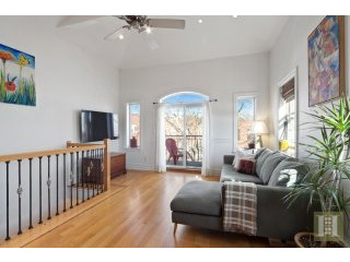 2 bedroom Apartment For Sale: 584 20TH..