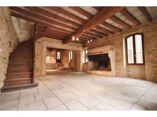 6 Bedroom Village House For Sale