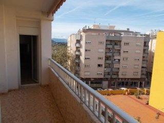 P08 Flat of 4 bedrooms for sale in Denia