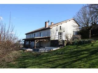 Proche Brantome (24310)
