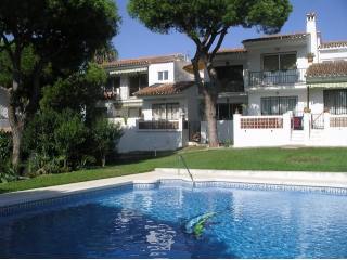 Apartment - This is a 2 bed/1 bath..