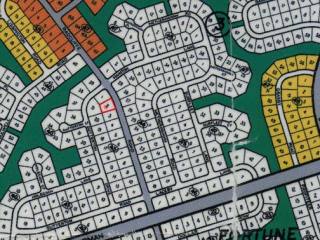 Singlefamilyvacant - Located off..