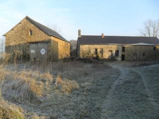 Vente Maison 4 Pieces De 197 M2 53110..