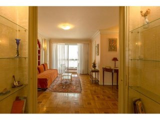 Spacious Top Floor 2 Bed Apartment With..