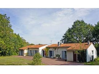 House Villa 8 Rooms