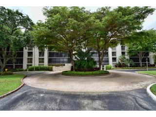 20080 Boca West Dr #457, Boca Raton, FL..