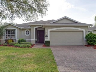 3 bedroom House For Sale: 582 Hatteras..