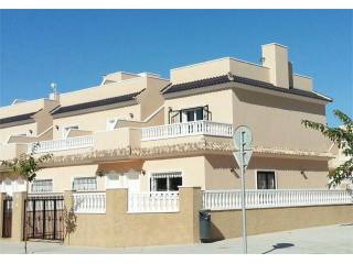3 bedroom Villa For Sale: Semi Detached..