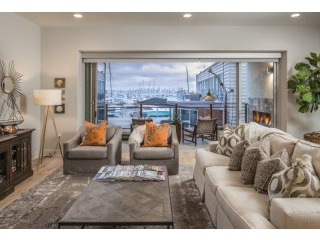 2820 Carleton Street #18