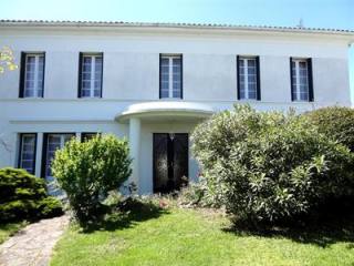 House Villa 8 Rooms