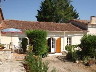 Spacious Stone Village House With A..