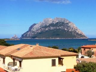 2 Bedrooms - Apartment - For Sale