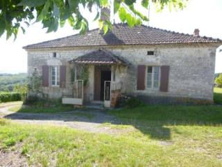 Farmhouse, Barns, 4 Hectares and Views