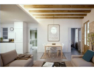 Stunning Born First Floor Refurbished..
