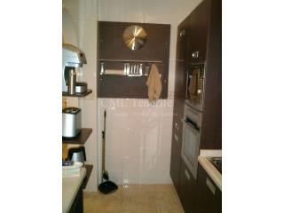 2 bedroom Apartment property for sale..