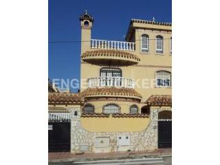 BEAUTIFUL VILLA IN PLAYA FLAMENCA