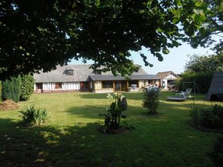 Countryside House in Neat Gardens