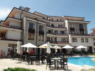 1-bedroom apartment with pool views in..