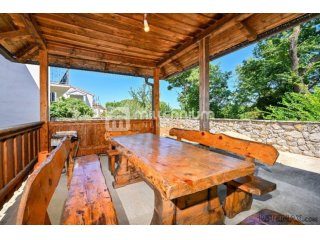 Otok Krk, Malinska, samostojeća kuća 160m2