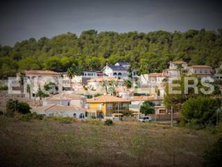 Reduced!-INCREDIBLE VILLA LOCATED IN..