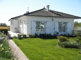 Lovely Detached Property For Sale