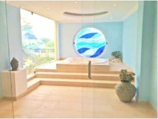 Flat, Luxurious Finish