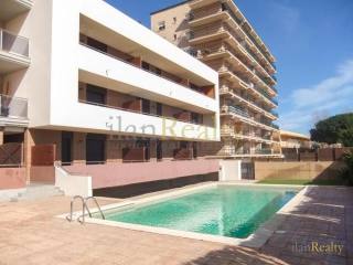 Duplex with large terrace (80 m2) for..