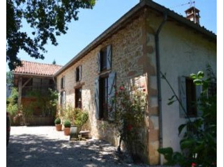 Large hamlet house, mountain views..