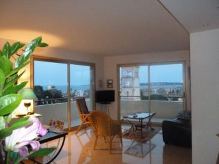 Sale Apartment - Cannes Basse Californie