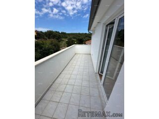 STAN – DUGA UVALA, 40 m² + TERASE!