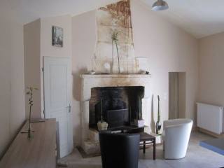 3 Bedroom Family House with Enclosed..