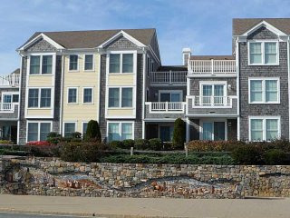 3 bedroom Flat For Sale: Rhode Island..