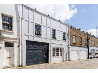 Gloucester Mews, London W2