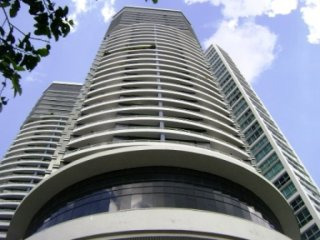 Luxury Apartment For Sale In Ave..