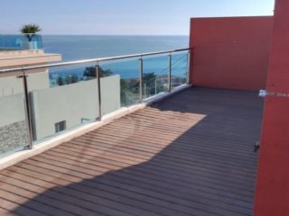 Precioso ático con una amplia terraza de más de 30 m2 + un..