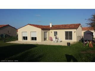 3 bedroom new bungalow with garden